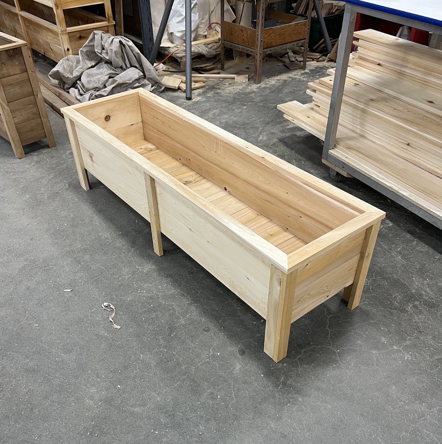 Extended Planter